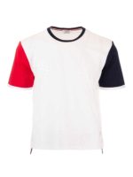 T-shirt bianca con maniche rosse e nere