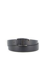 Cintura in pelle liscia con fibbia a T