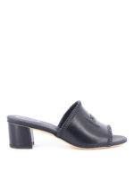 Sandali in pelle con doppia T impunturata