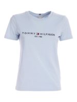 T-shirt azzurra con ricamo a contrasto