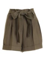 Shorts verde militare con charm logo