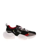 Sneakers nere rosse e grigie con logo