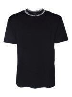 T-shirt nera con girocollo logo