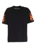 T-shirt nera con stampa fiamme fluo