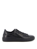 Sneakers con talloncino in pelle martellata