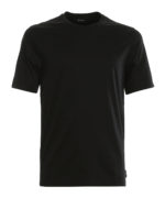 T-shirt nera in jersey satin